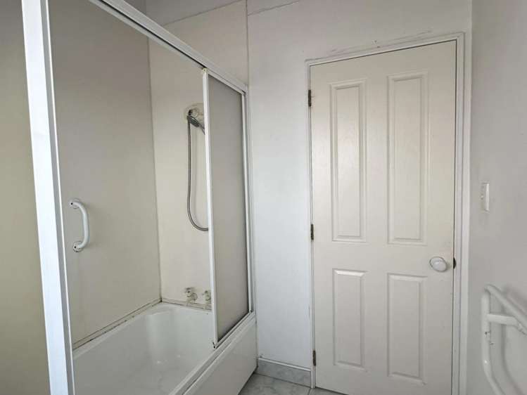 61A Rathgar Road Henderson_5