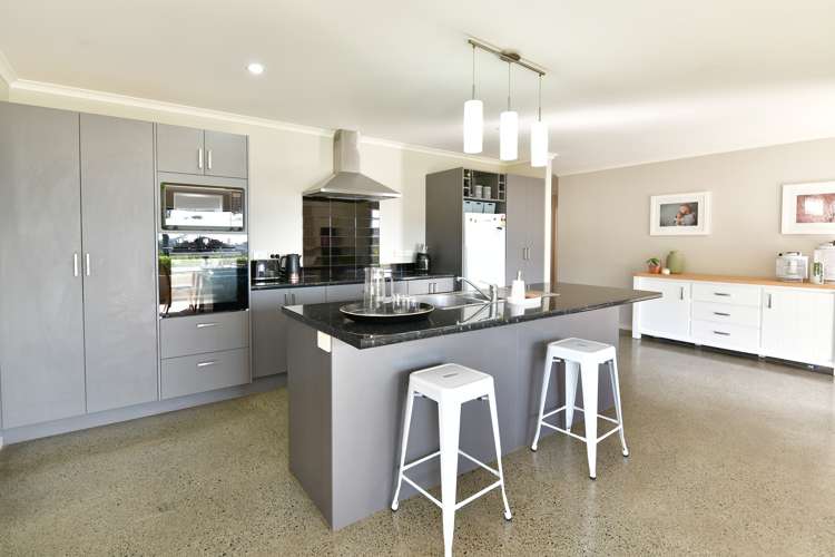 25 School Road Waimauku_17