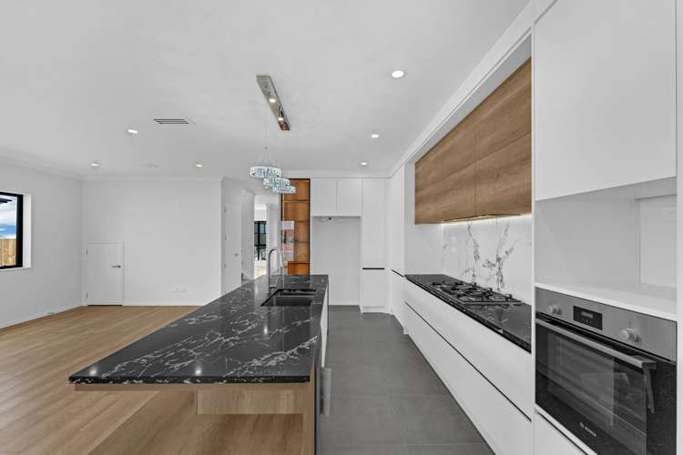 17 Meadowridge Drive Flat Bush_9