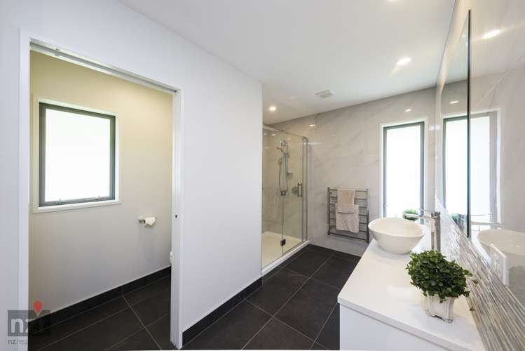 10 Mahi Grove Feilding_12