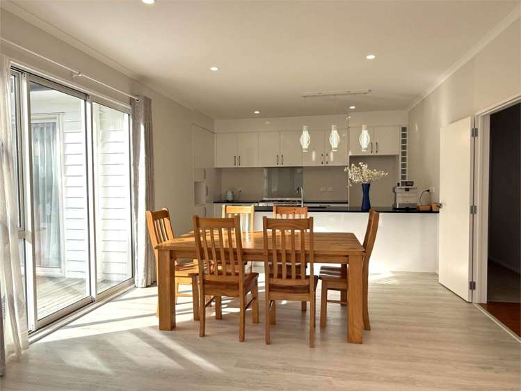 10 Franheim Crescent Orewa_5