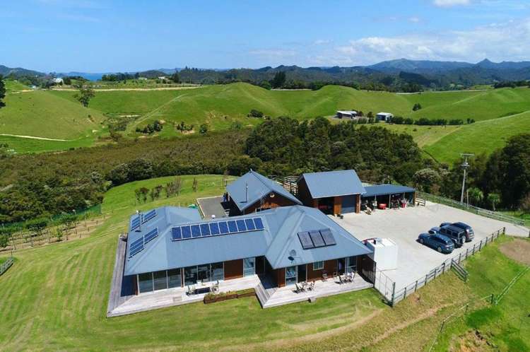 9 Whangaruru Wharf Road Whangaruru_30