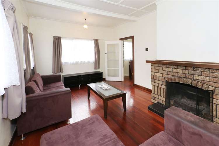 390 Cobham Drive Hillcrest_5