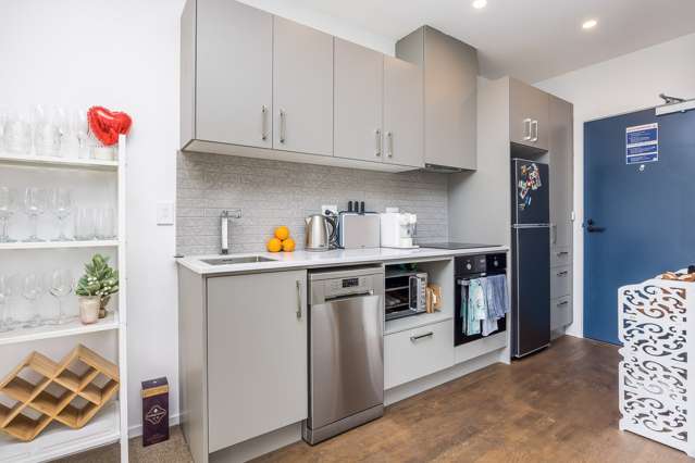 147 Victoria Street West 10015_3