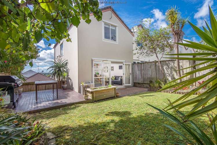 19/57 Gladstone Road Northcote_0