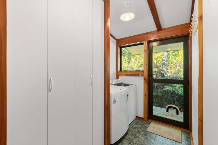 1775 Kenepuru Road Broughton Bay_13