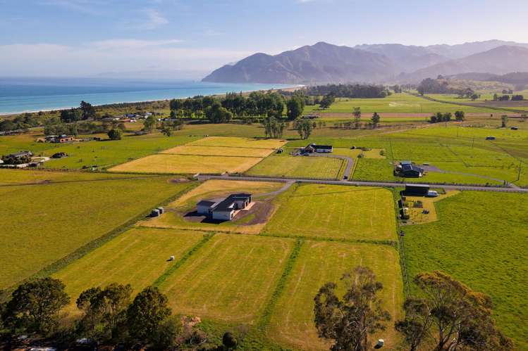 23 Te Ao Wharepapa Lane Kaikoura_22