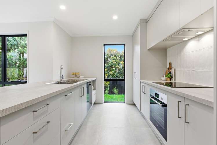 6 Christie Way_4