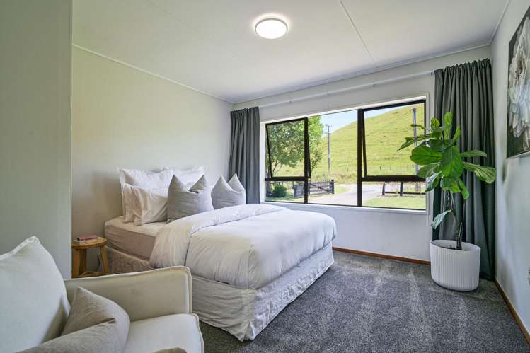 1655 Middle Road Poukawa_7