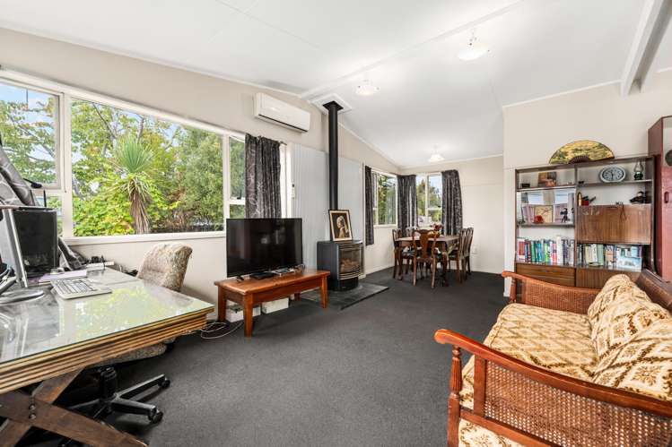 87 Long Melford Road Awapuni_11