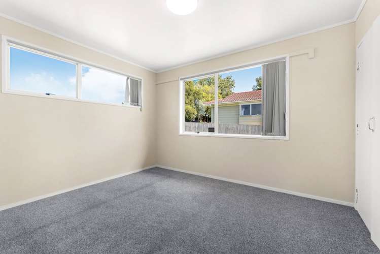 6 Karina Place Glen Eden_10