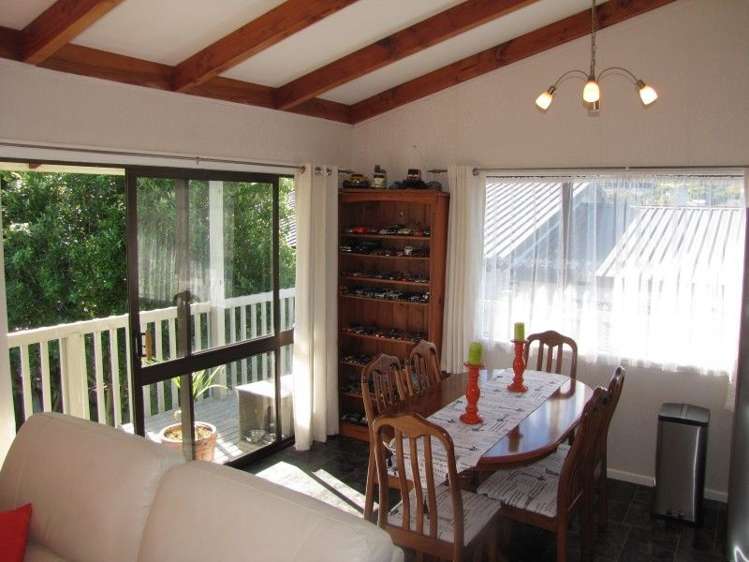 119 Lowe Avenue Thames_10