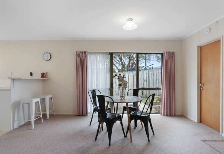10 Evergreen Rise New Lynn_6