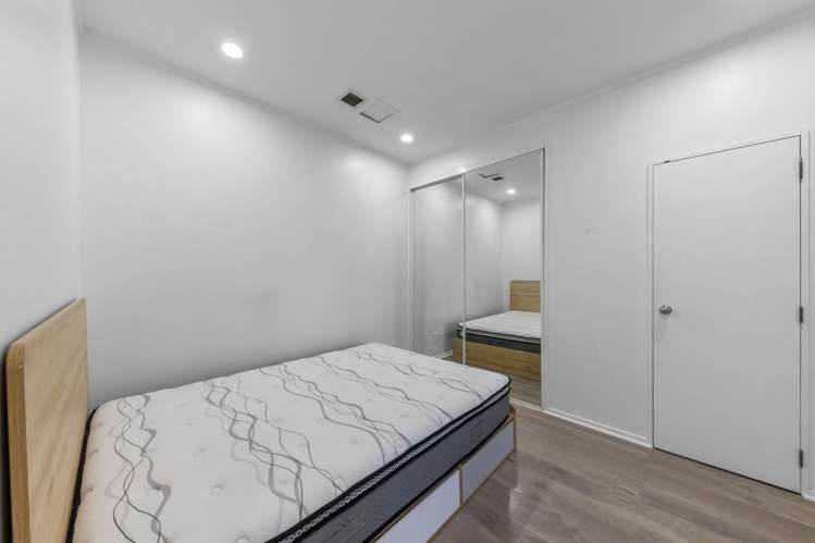 5D/105 Albert Street City Centre_11