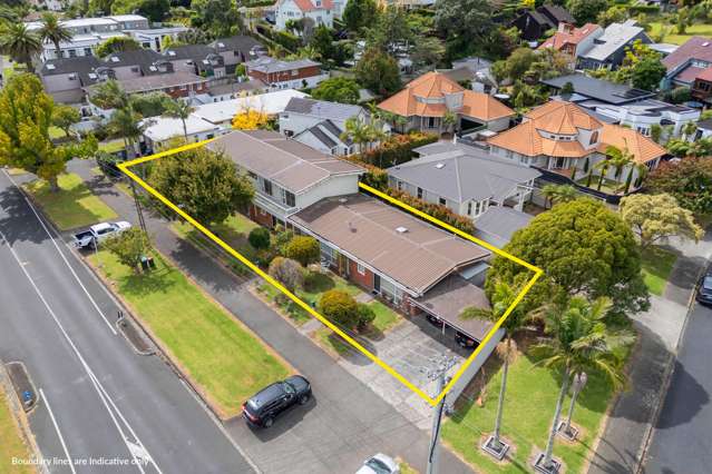 A Triple Opportunity! 898m2 (MHU)