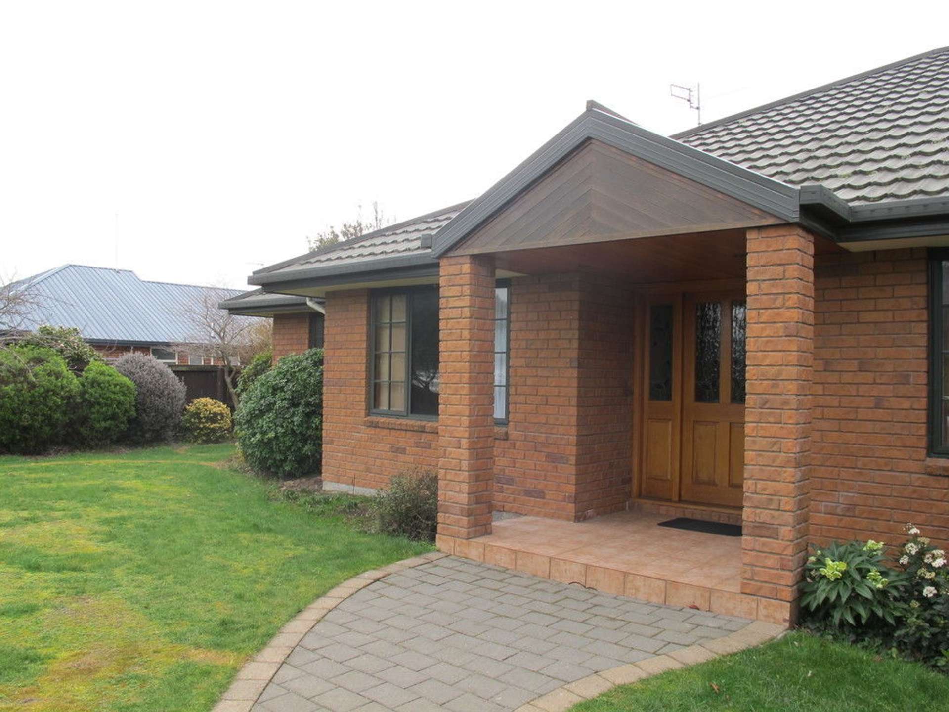 25 Glastonbury Drive Burwood_0