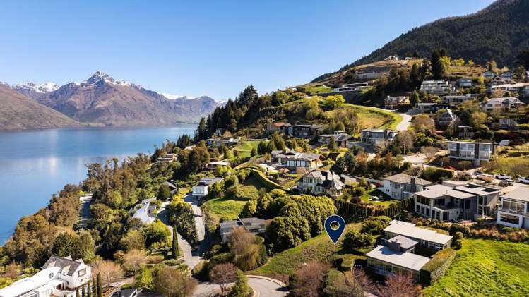 8 Whitbourn Place Queenstown_6