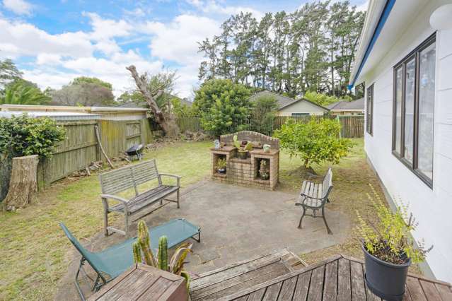 24 Taranui Place Henderson_1