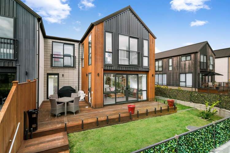 52 Arran Point Parade Orewa_11