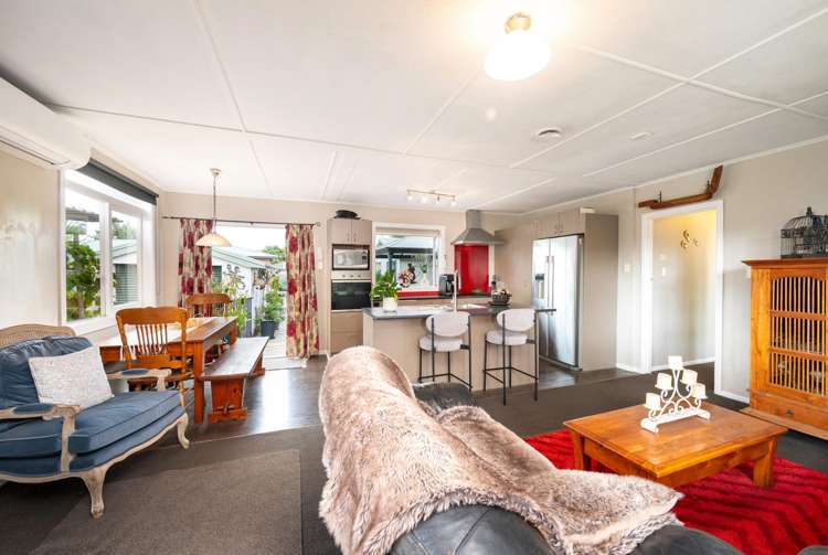 34 Elliott Crescent_4