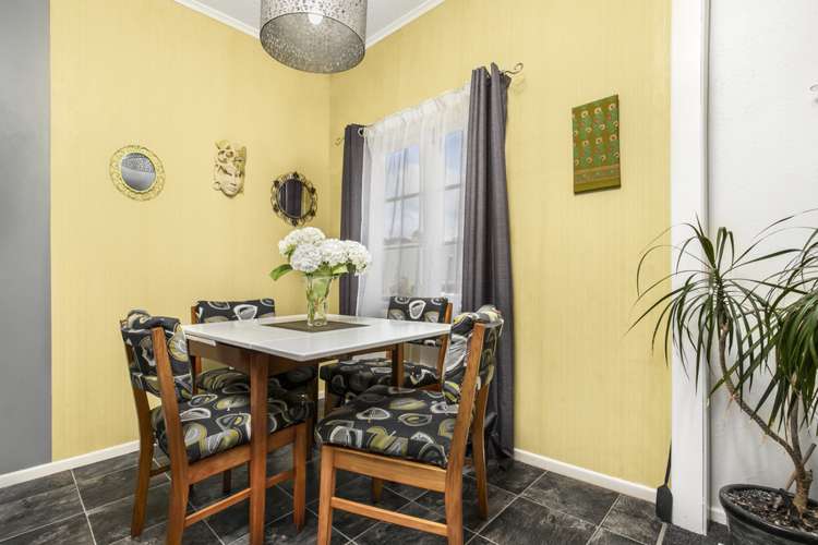 82a Atkinson Road Titirangi_3