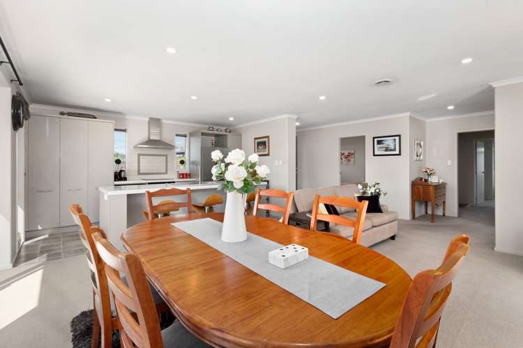 6 Colesburg Lane Waihi_12