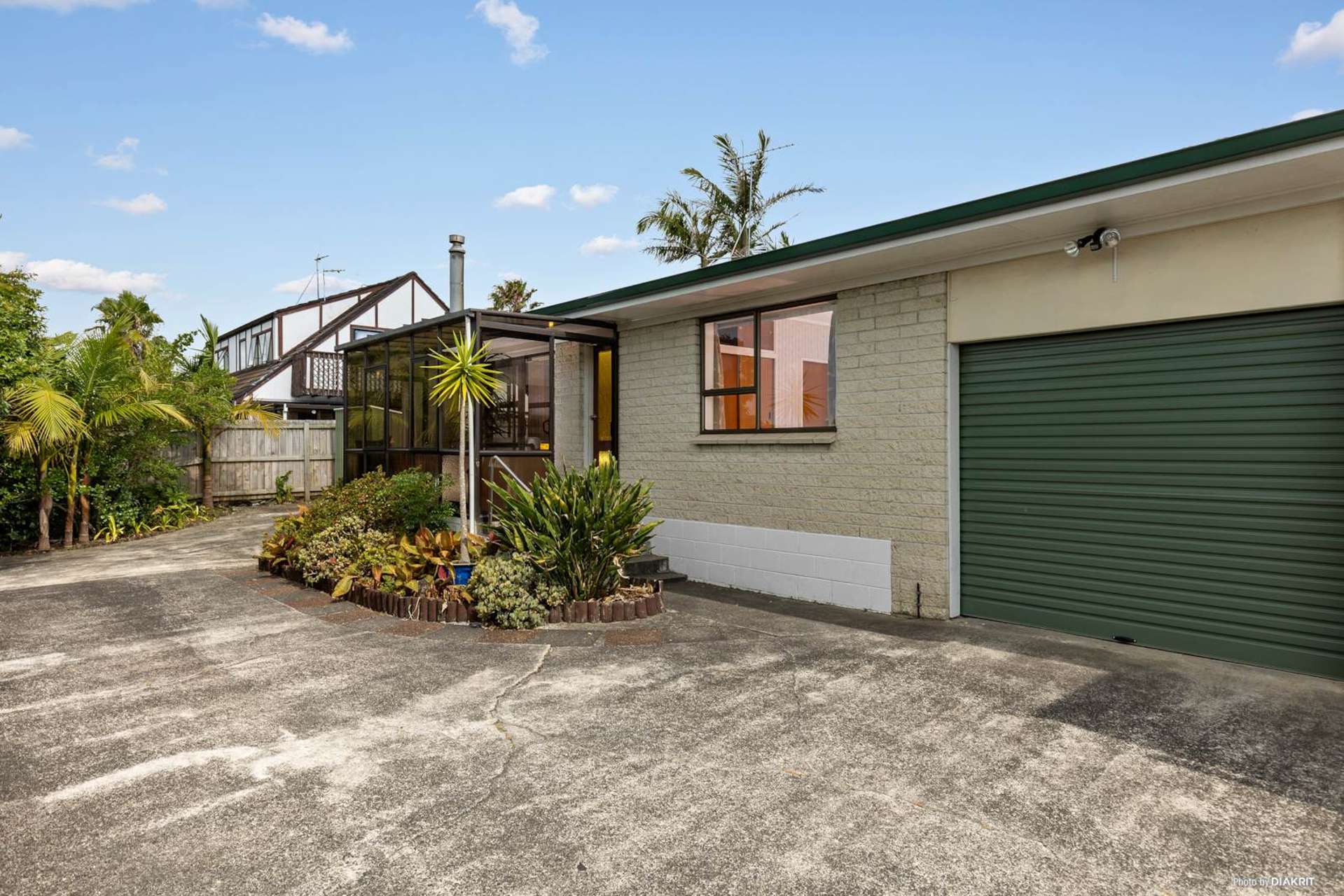 2/131 Glenmore Road Sunnyhills_0