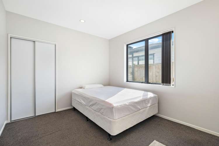 11 Soaring Bird Drive Takanini_15