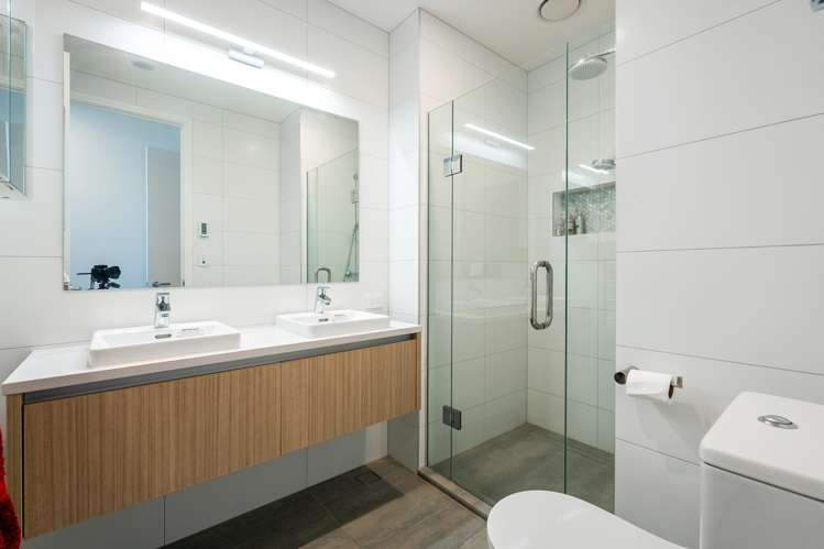 202/64 Te Oneroa Way Long Bay_13