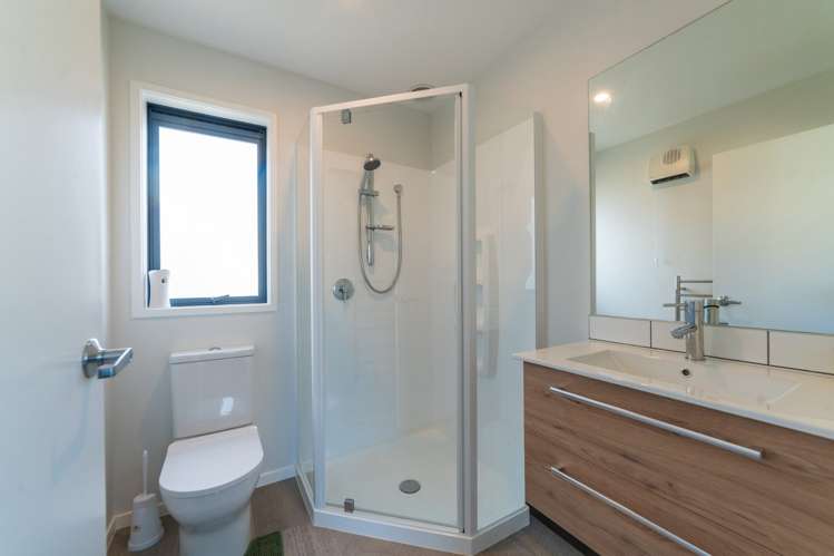 101 and 101A Jack Hanley Drive Jack's Point_17