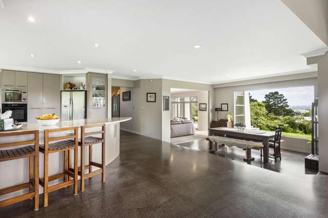 5 Chatham Avenue Paremoremo_3