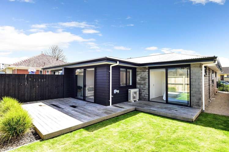 2/36 Odette Street 2738_13