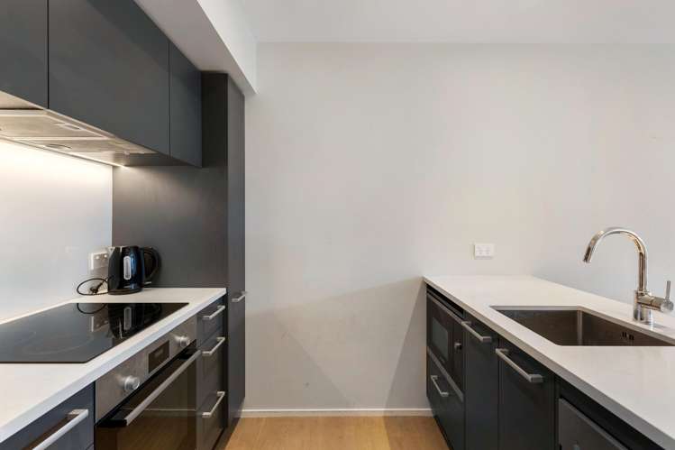 103/69D Hall Avenue_5