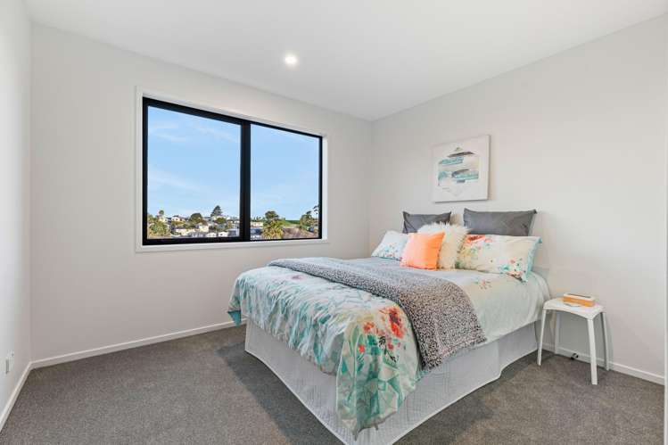 11 Fitzherbert Avenue West Harbour_15