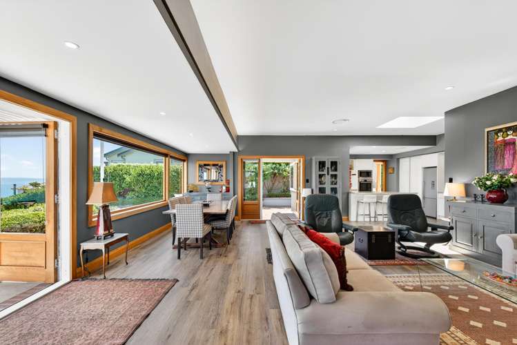 135 Thompson Road Bluff Hill_11