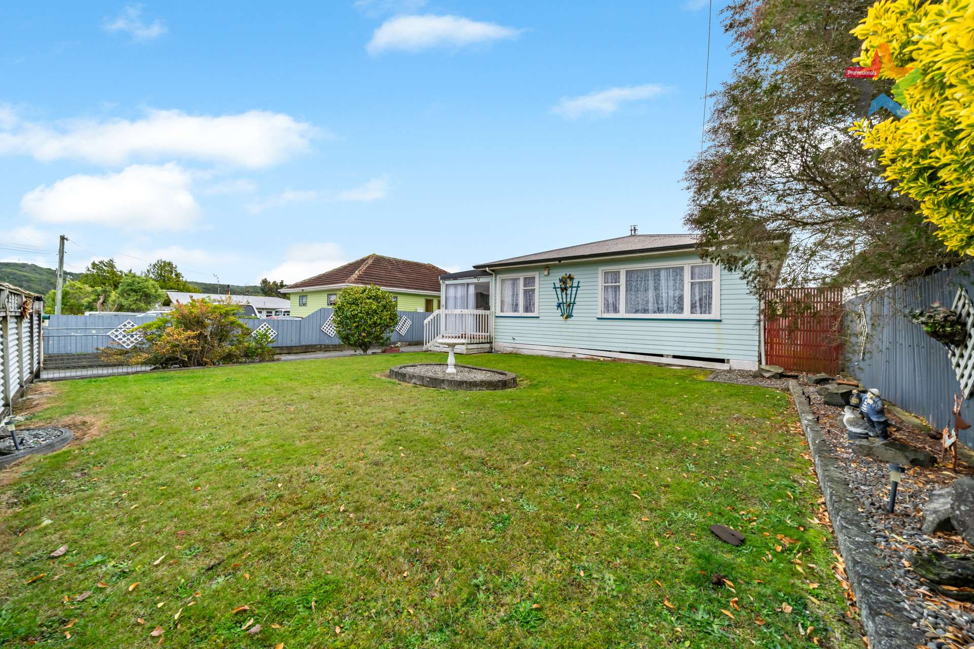 52 Russell Road Wainuiomata_0