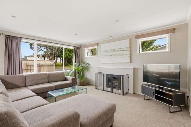 129 Kingswood Road Brookfield_11