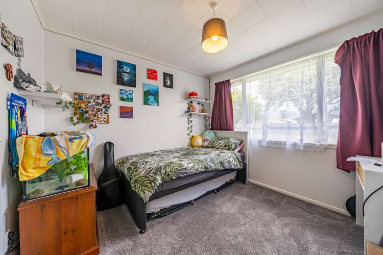 37 California Drive Totara Park_12