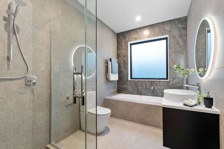 35 Parkland Loop Wainui_19