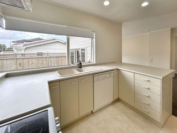 683a Hillsborough Road Mount Roskill_5