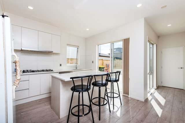 6 Rosewell Crescent Flat Bush_4