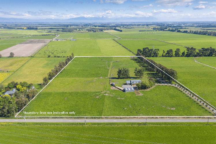 496 Boundary Road Willowby_26