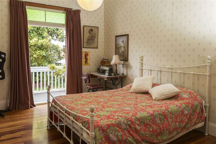 21 Beach Road Pahurehure_10