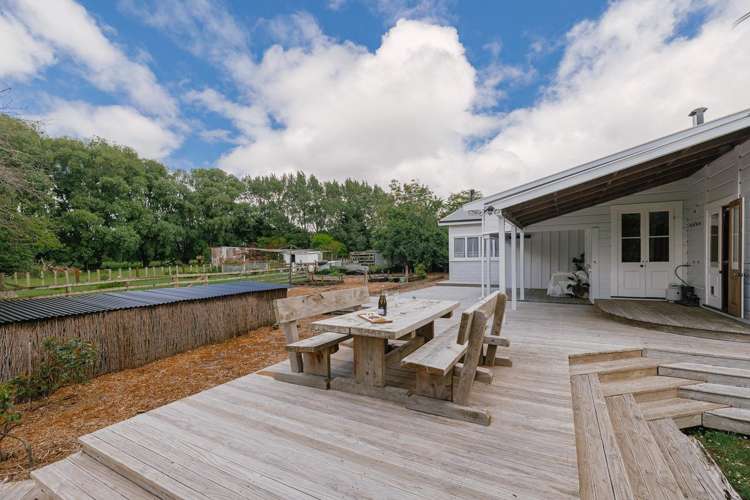 349 Finnis Road Colyton_17