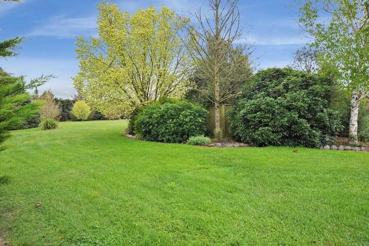 454 Johns Road Fernside_28