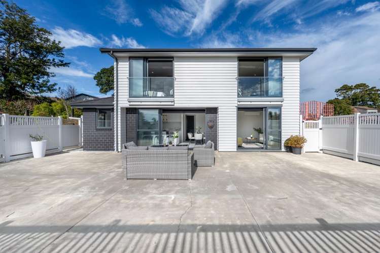 74 Gills Road Bucklands Beach_31