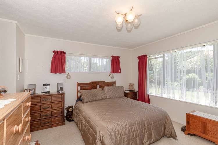 93 Hetley Crescent Taradale_6