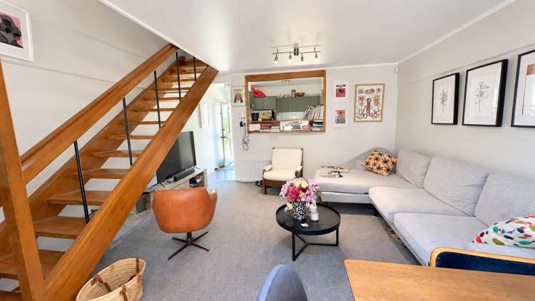 8/145 Howe Street_0