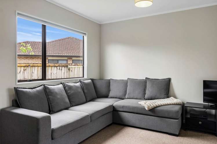 2/17 Elizabeth Street Papakura_5