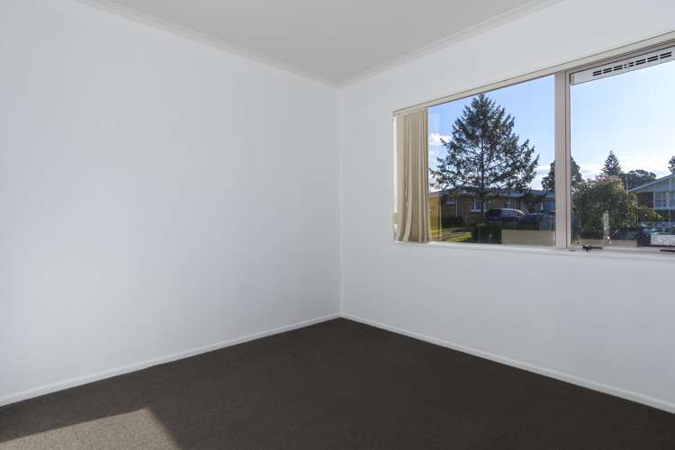 75a Henderson Crescent Parkvale_9